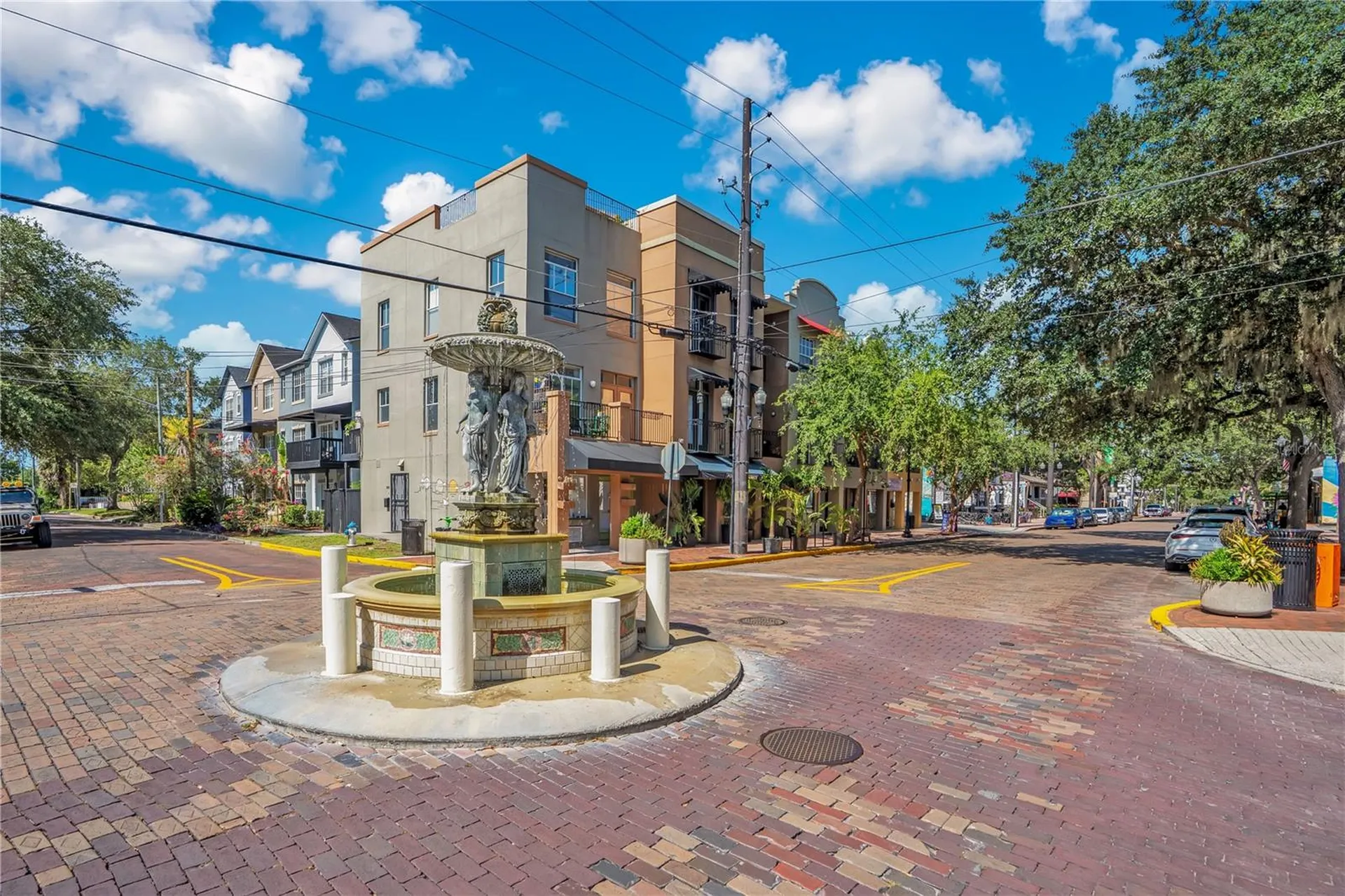 828 E Washington Street Orlando FL 32801