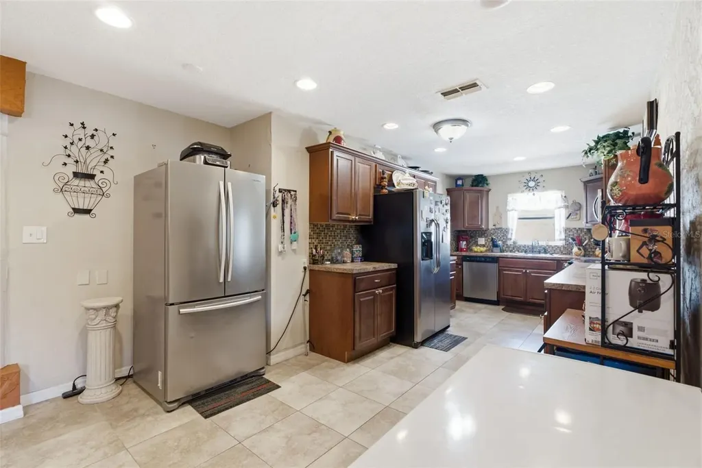 701 58th Avenue S St Petersburg FL 33705