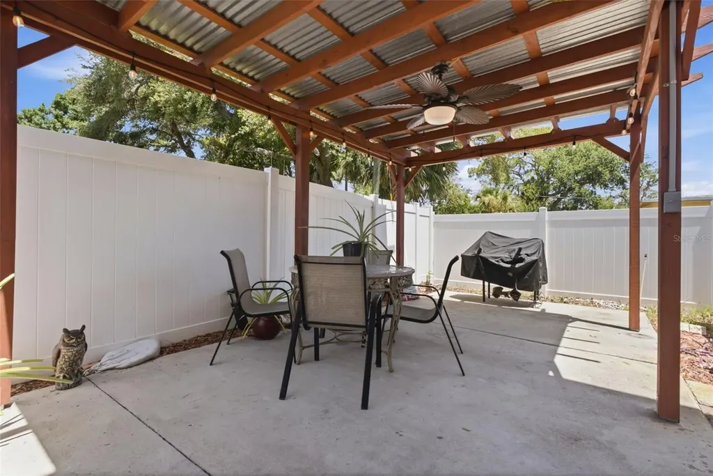 701 58th Avenue S St Petersburg FL 33705
