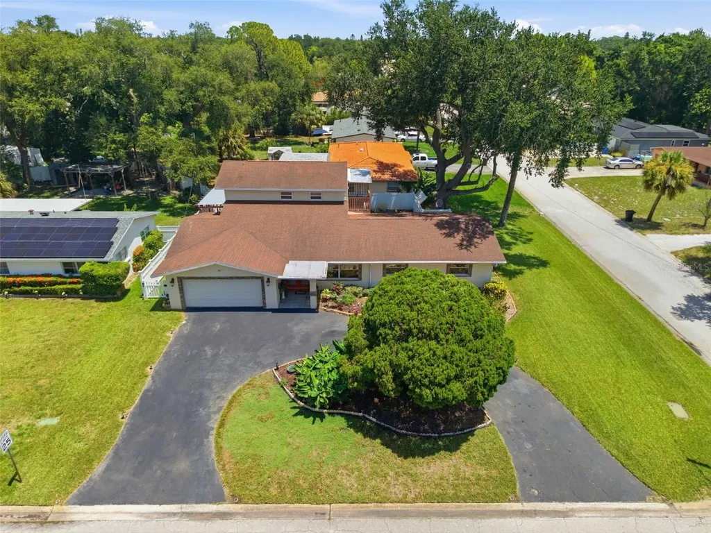 701 58th Avenue S St Petersburg FL 33705