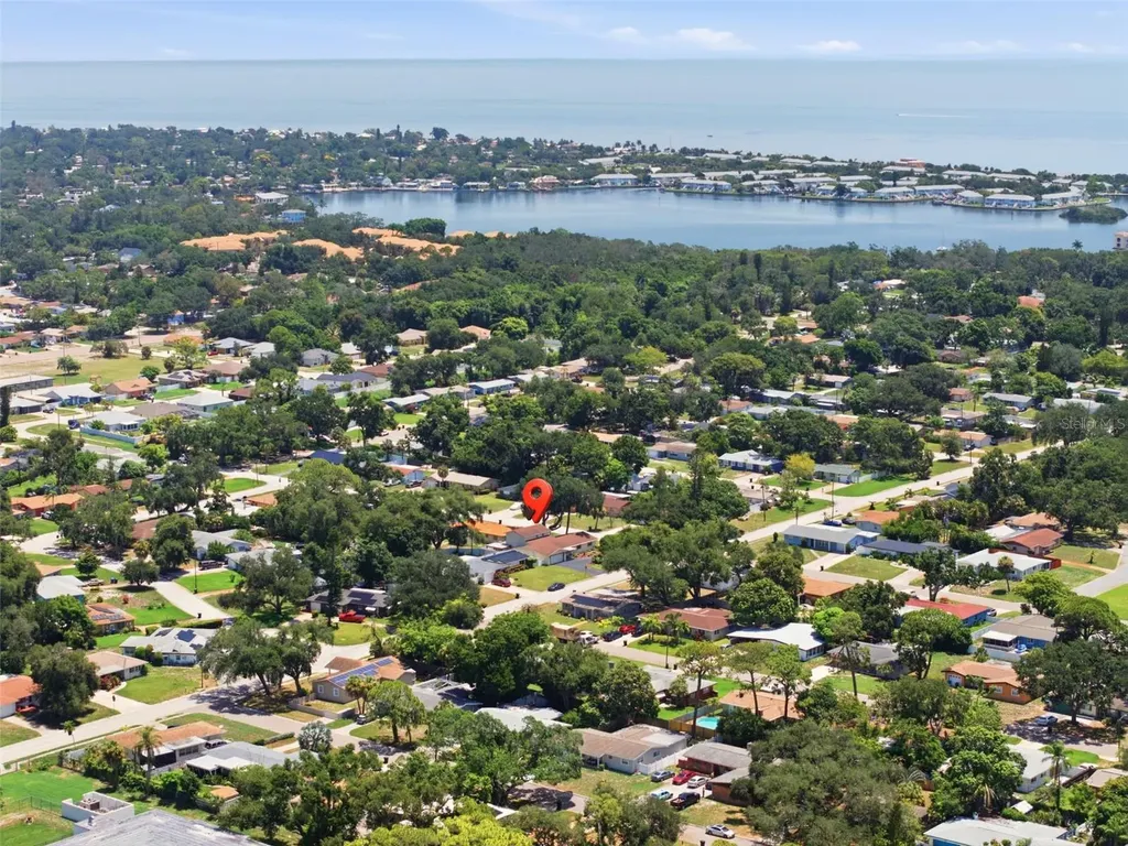 701 58th Avenue S St Petersburg FL 33705