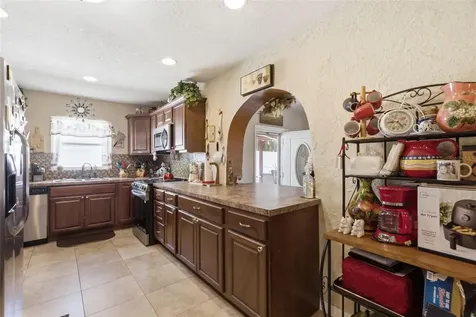 701 58th Avenue S St Petersburg FL 33705