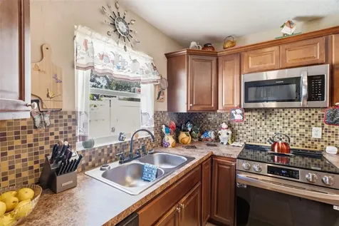 701 58th Avenue S St Petersburg FL 33705