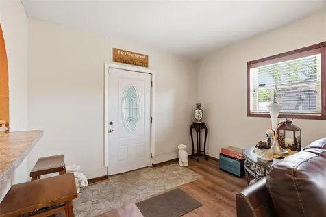 701 58th Avenue S St Petersburg FL 33705