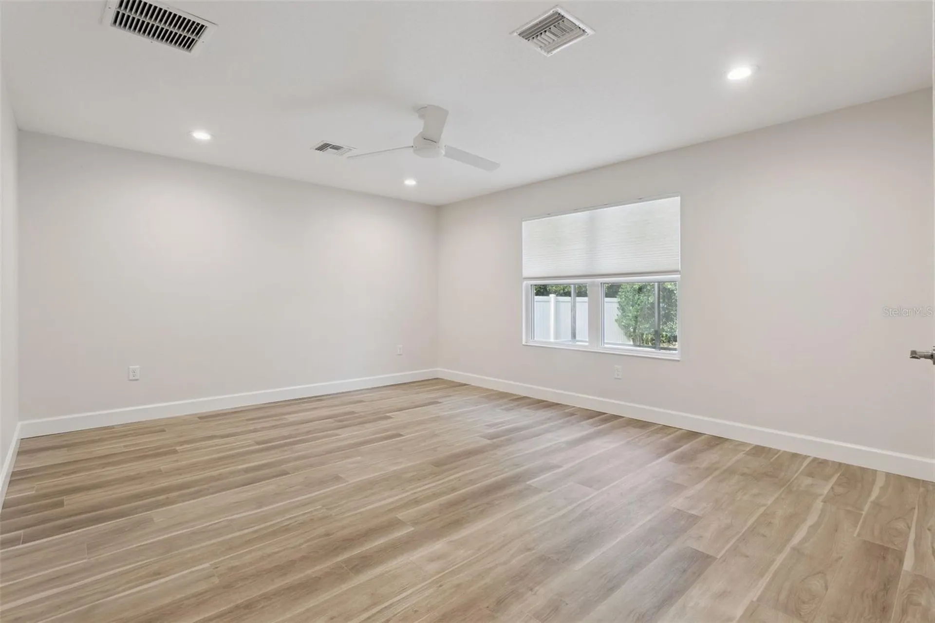 209 Jean Street Tavares FL 32778