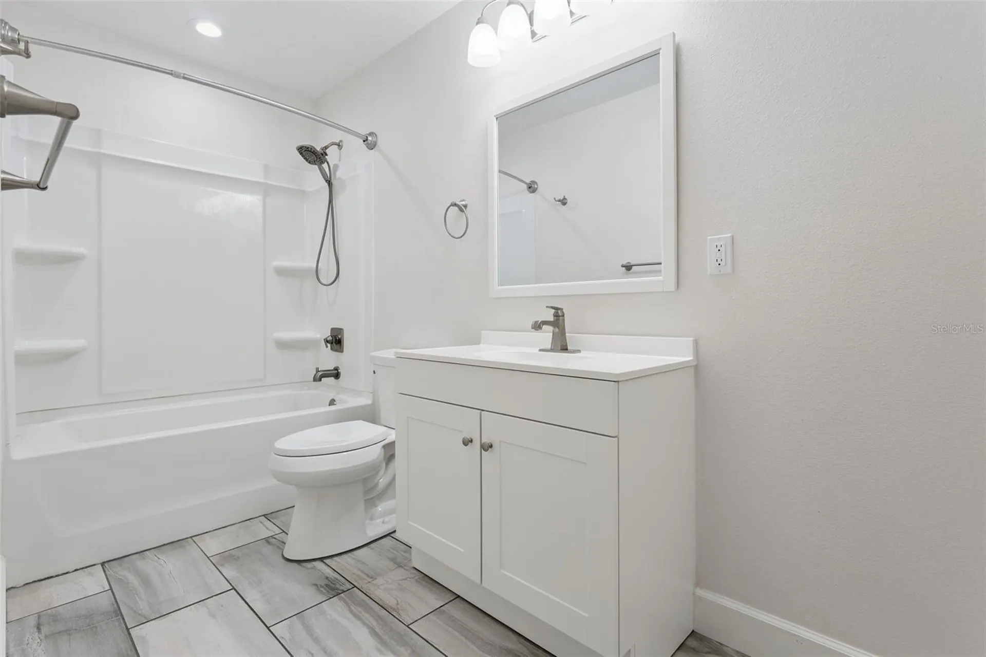 209 Jean Street Tavares FL 32778