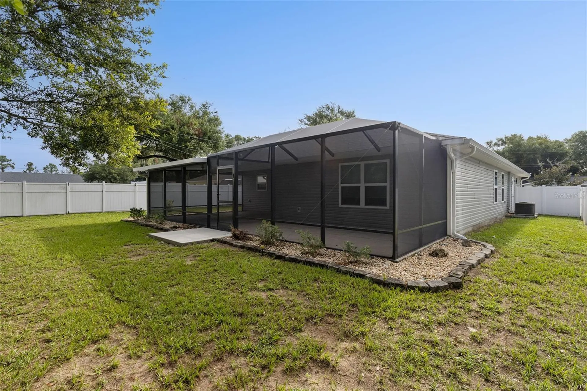 209 Jean Street Tavares FL 32778