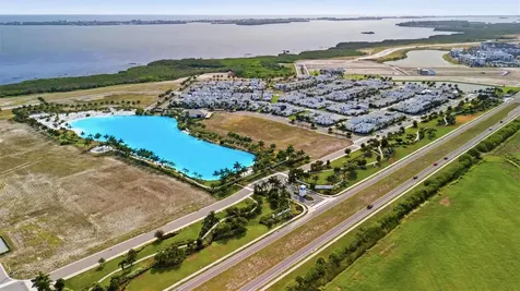 6027 Salt Grass Street Bradenton FL 34210