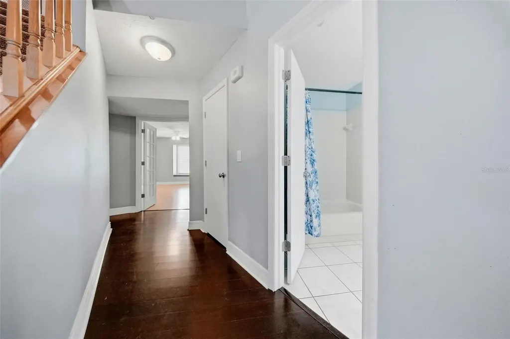 2704 Buckhorn Oaks Drive Valrico FL 33594
