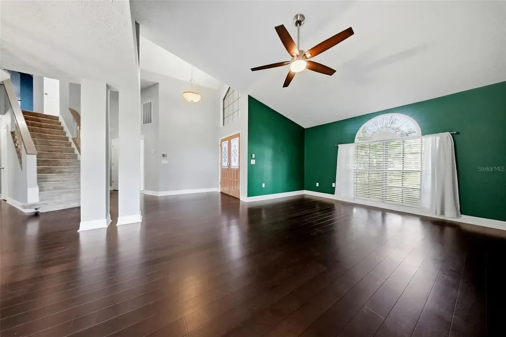 2704 Buckhorn Oaks Drive Valrico FL 33594