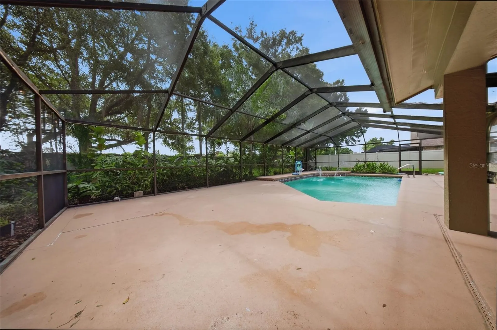 2704 Buckhorn Oaks Drive Valrico FL 33594
