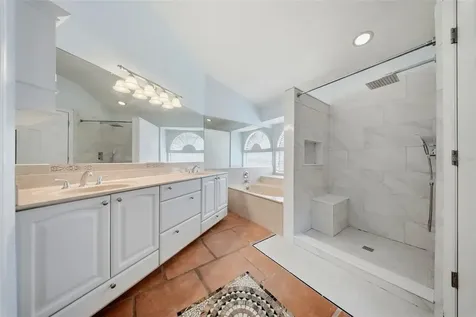 2704 Buckhorn Oaks Drive Valrico FL 33594