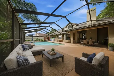 2704 Buckhorn Oaks Drive Valrico FL 33594