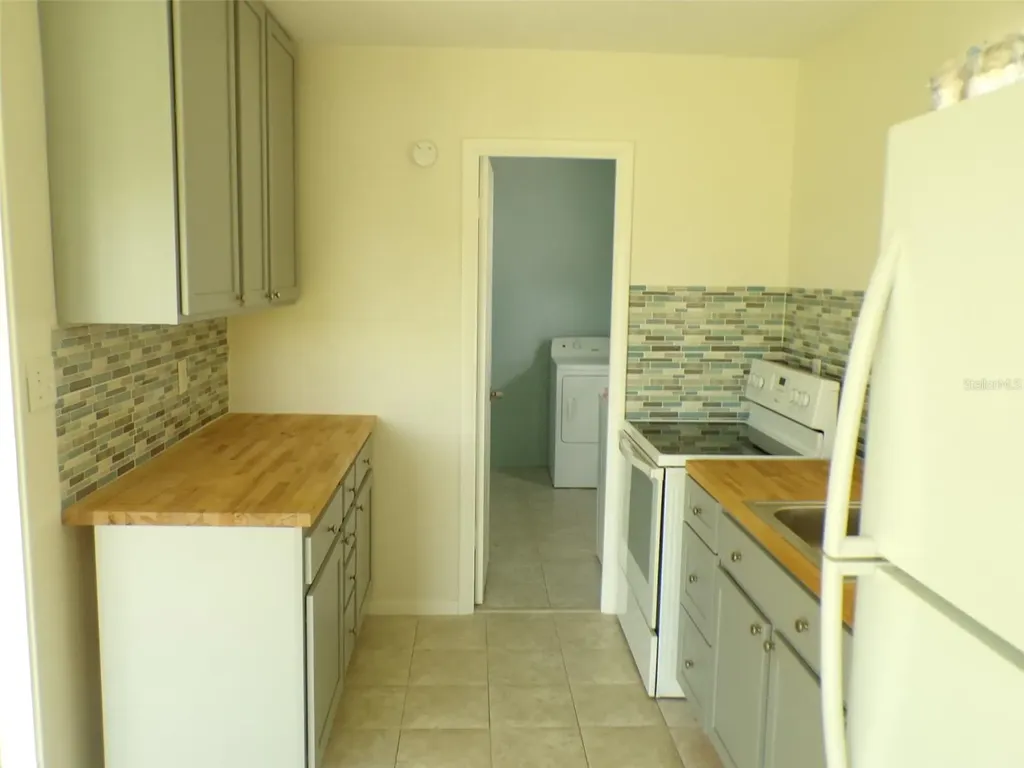 4011 Grobe Street North Port FL 34287