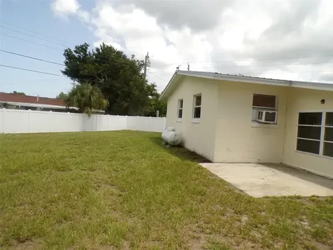 4011 Grobe Street North Port FL 34287