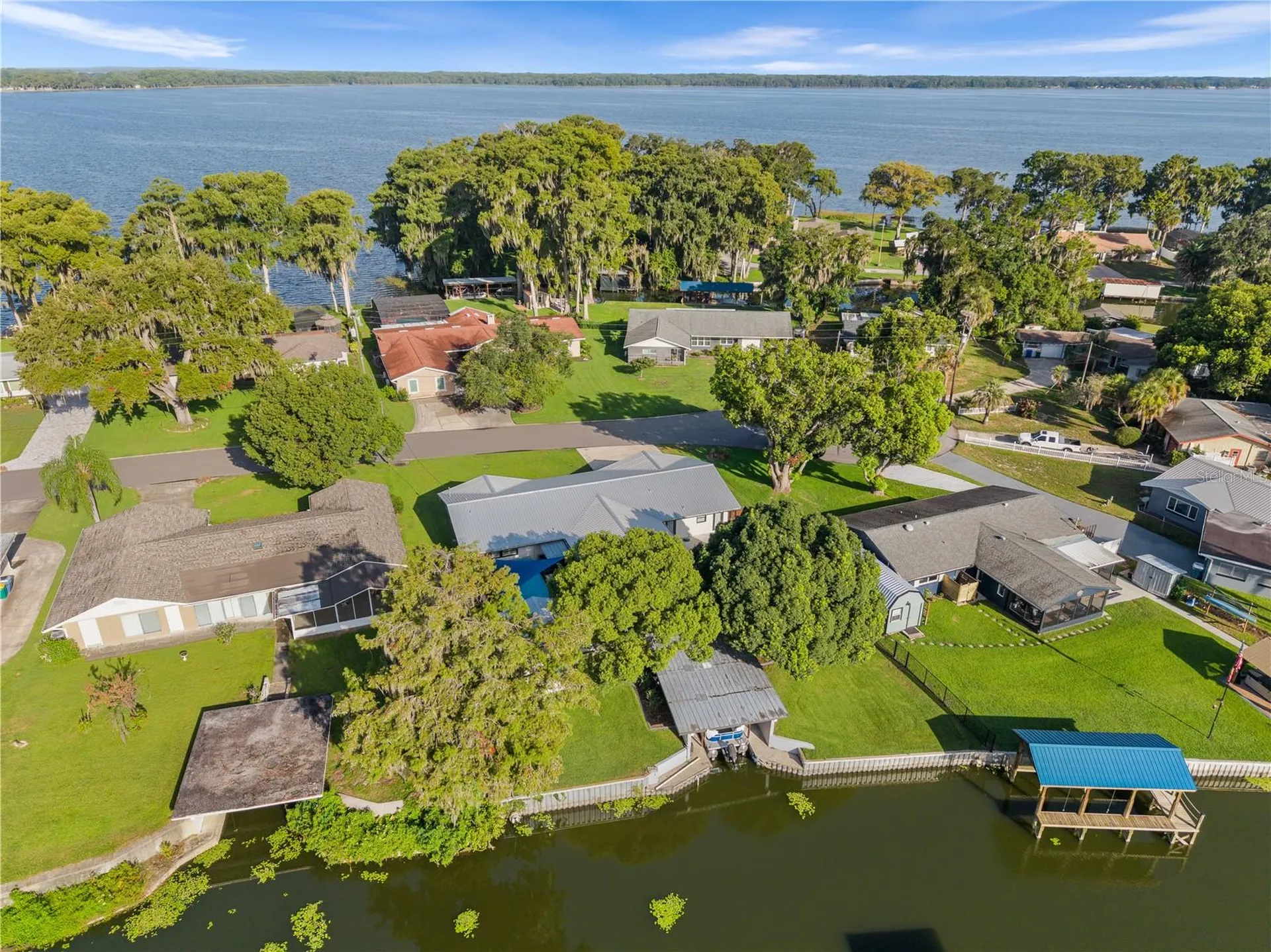 1604 Orange Avenue Tavares FL 32778