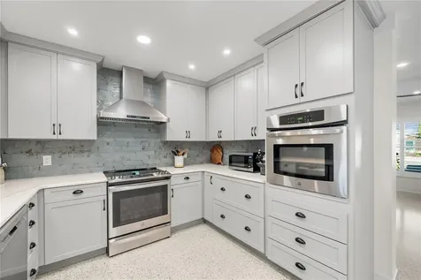 1604 Orange Avenue Tavares FL 32778