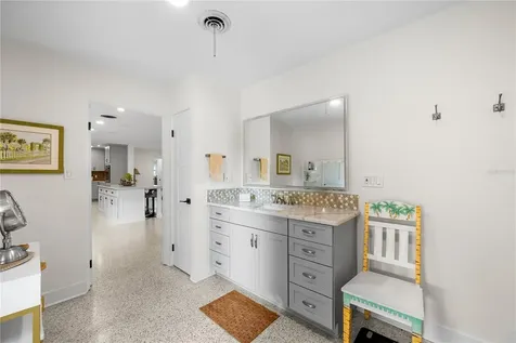 1604 Orange Avenue Tavares FL 32778