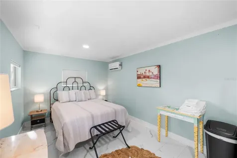 1604 Orange Avenue Tavares FL 32778