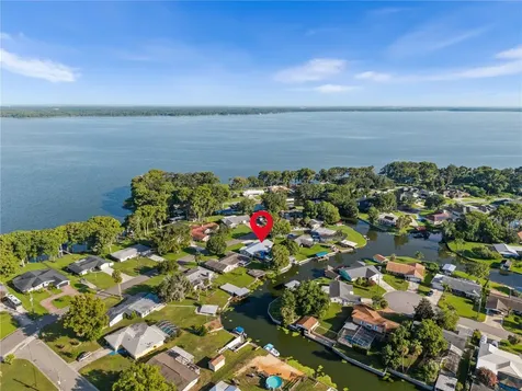 1604 Orange Avenue Tavares FL 32778