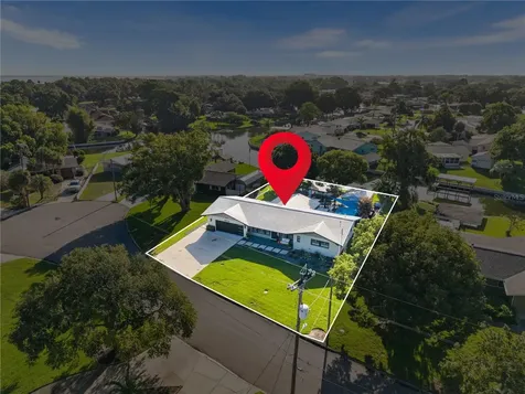 1604 Orange Avenue Tavares FL 32778