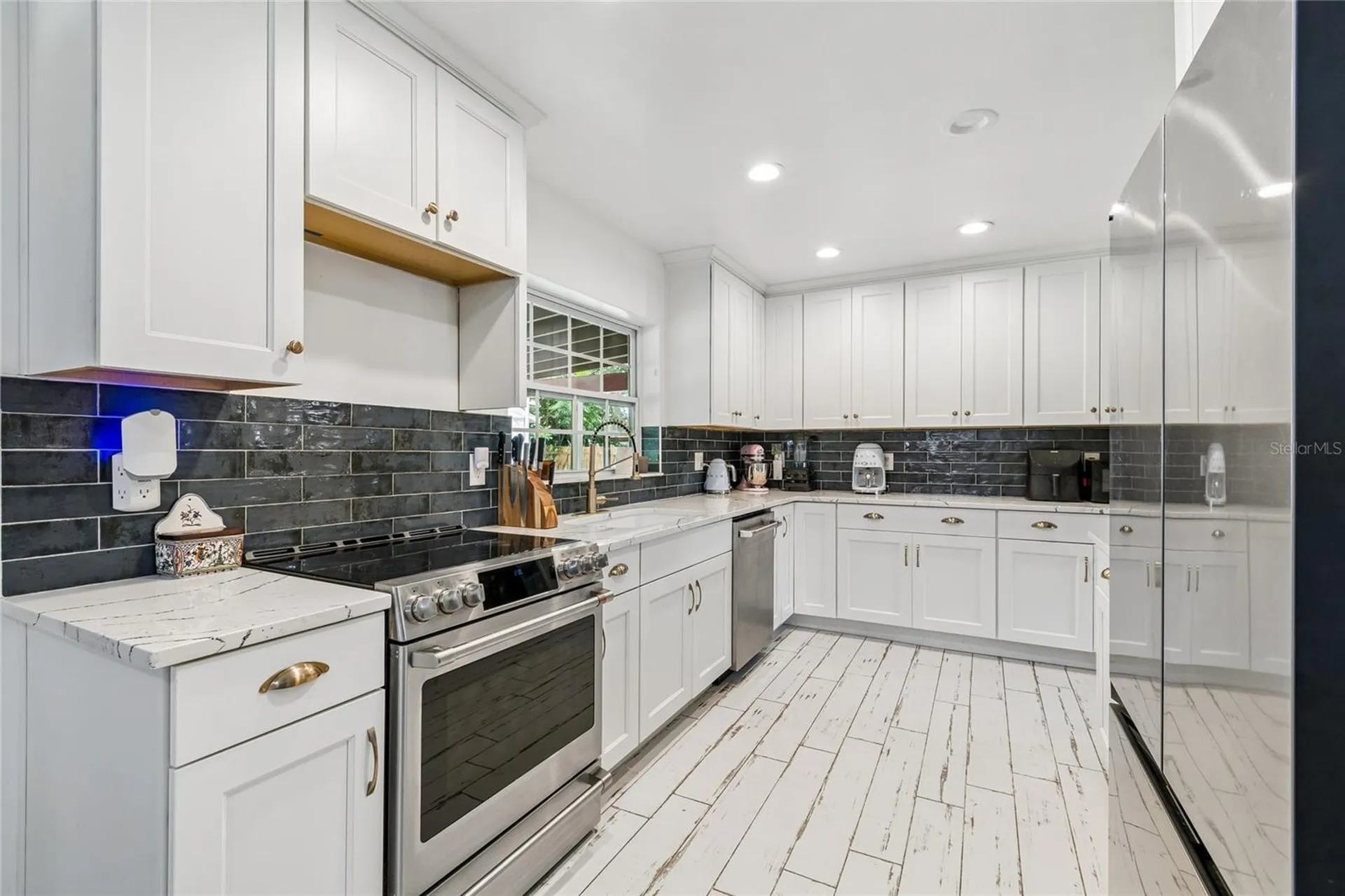 3742 Martin Street Orlando FL 32806