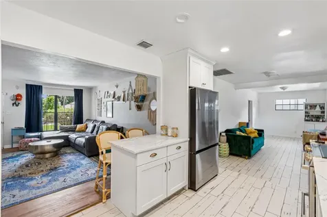 3742 Martin Street Orlando FL 32806