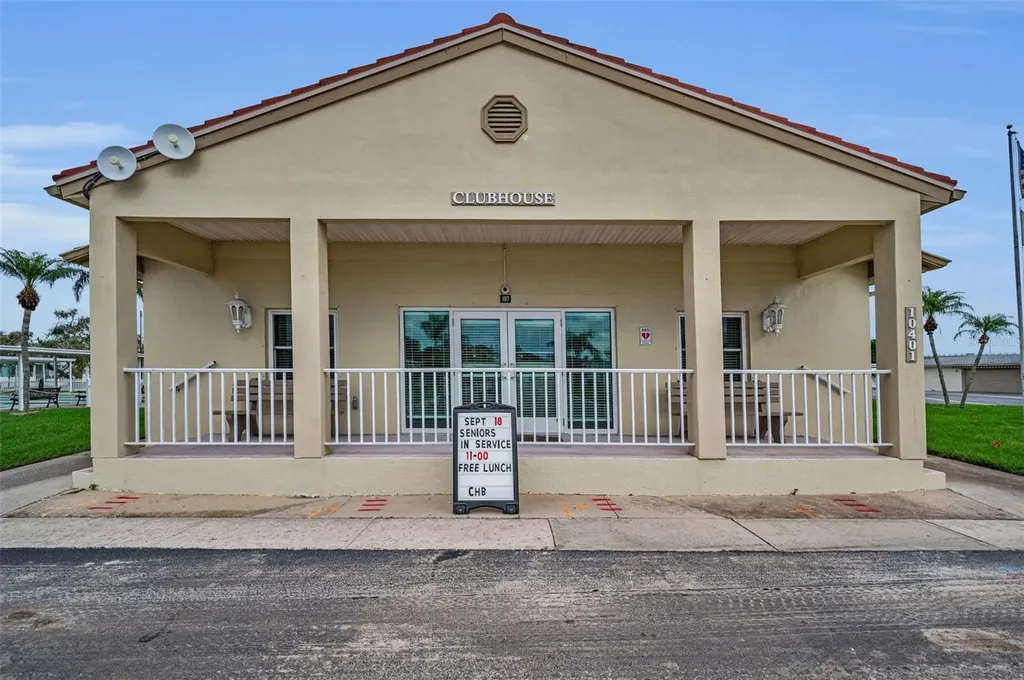 10539 Tahitian Lane Largo FL 33773