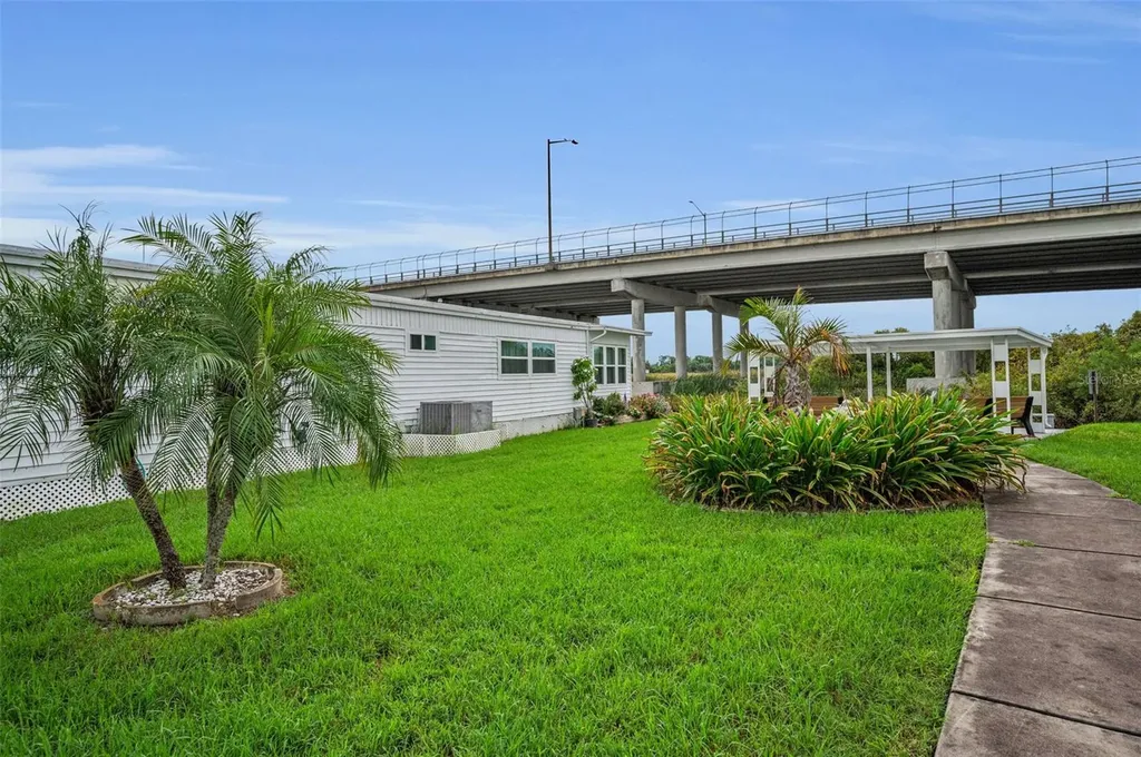 10539 Tahitian Lane Largo FL 33773