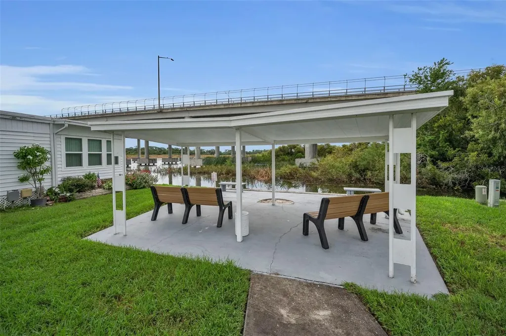 10539 Tahitian Lane Largo FL 33773