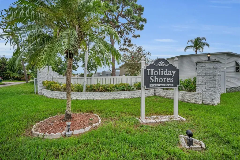 10539 Tahitian Lane Largo FL 33773