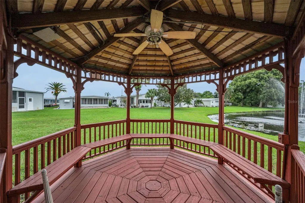 10539 Tahitian Lane Largo FL 33773