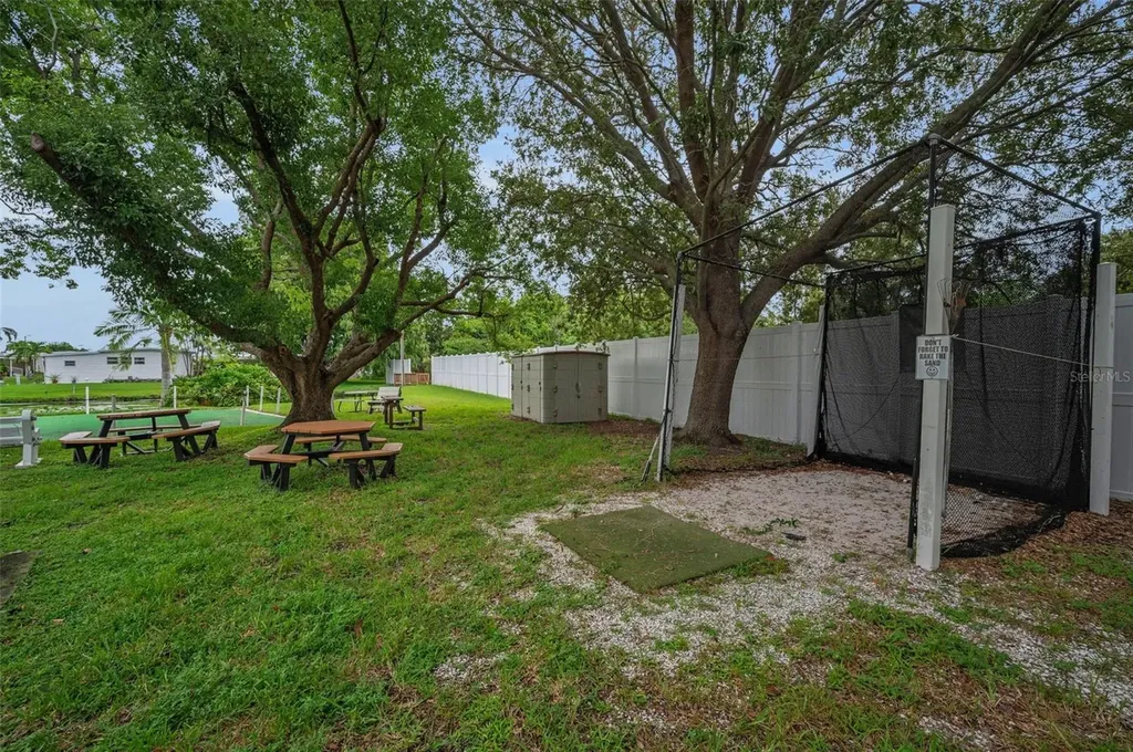 10539 Tahitian Lane Largo FL 33773