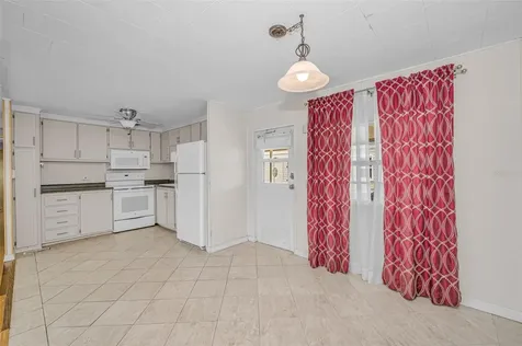 10539 Tahitian Lane Largo FL 33773