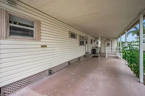 10539 Tahitian Lane Largo FL 33773