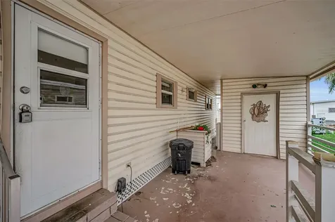 10539 Tahitian Lane Largo FL 33773