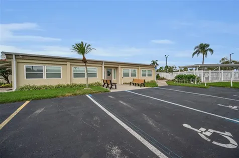 10539 Tahitian Lane Largo FL 33773