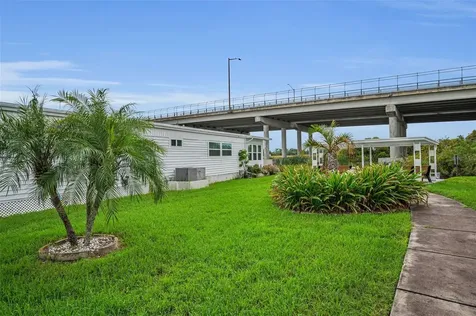 10539 Tahitian Lane Largo FL 33773