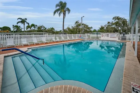 10539 Tahitian Lane Largo FL 33773