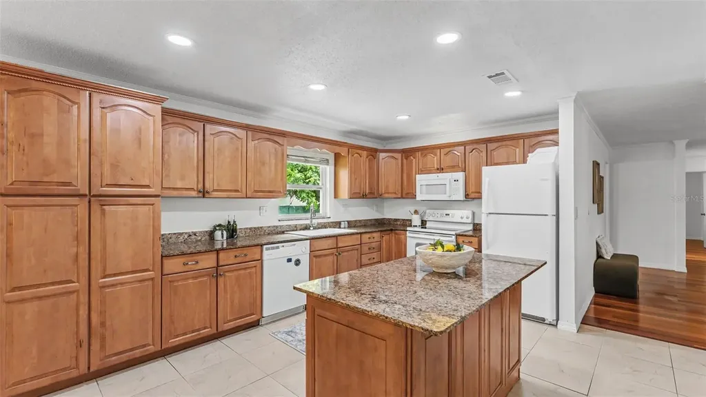 4020 Glen Garry Road W Lakeland FL 33813
