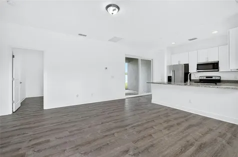 1400 Sebring Way Poinciana FL 34759