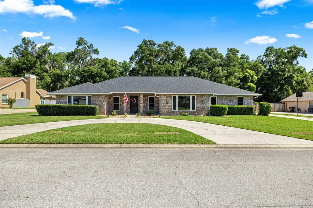 2611 SE 27 Street Ocala FL 34471