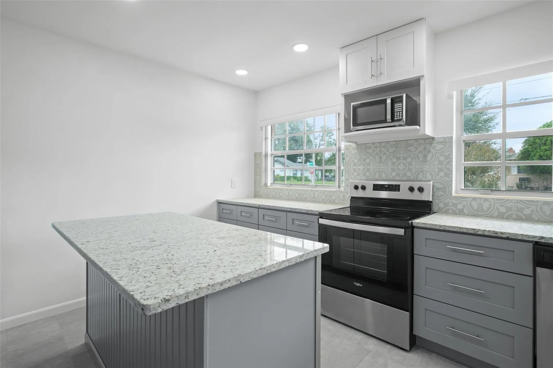 1017 N Thorton Avenue Orlando FL 32803