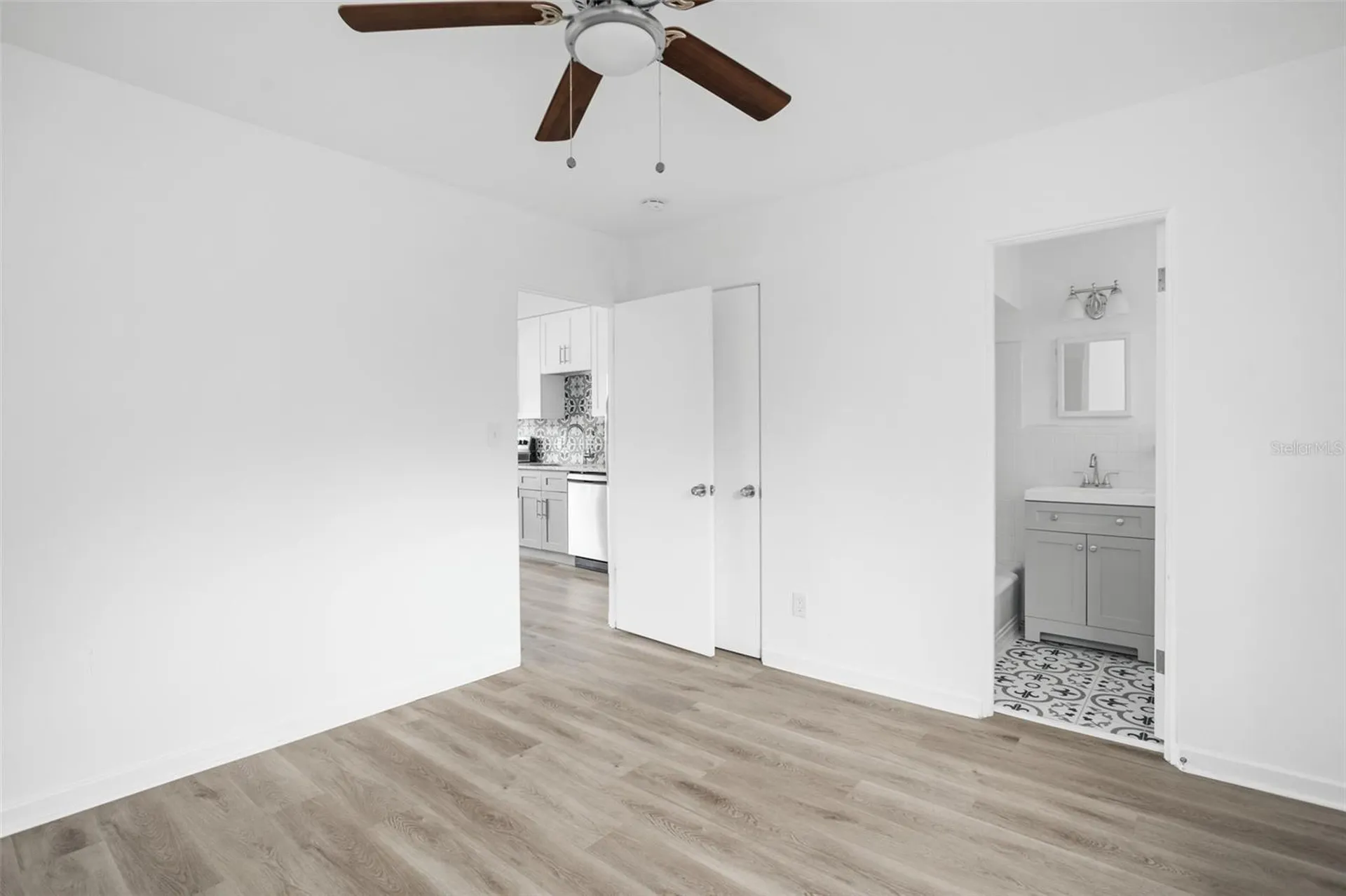 1017 N Thorton Avenue Orlando FL 32803