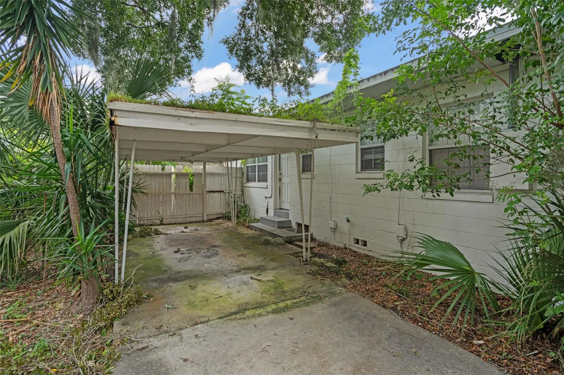 1017 N Thorton Avenue Orlando FL 32803