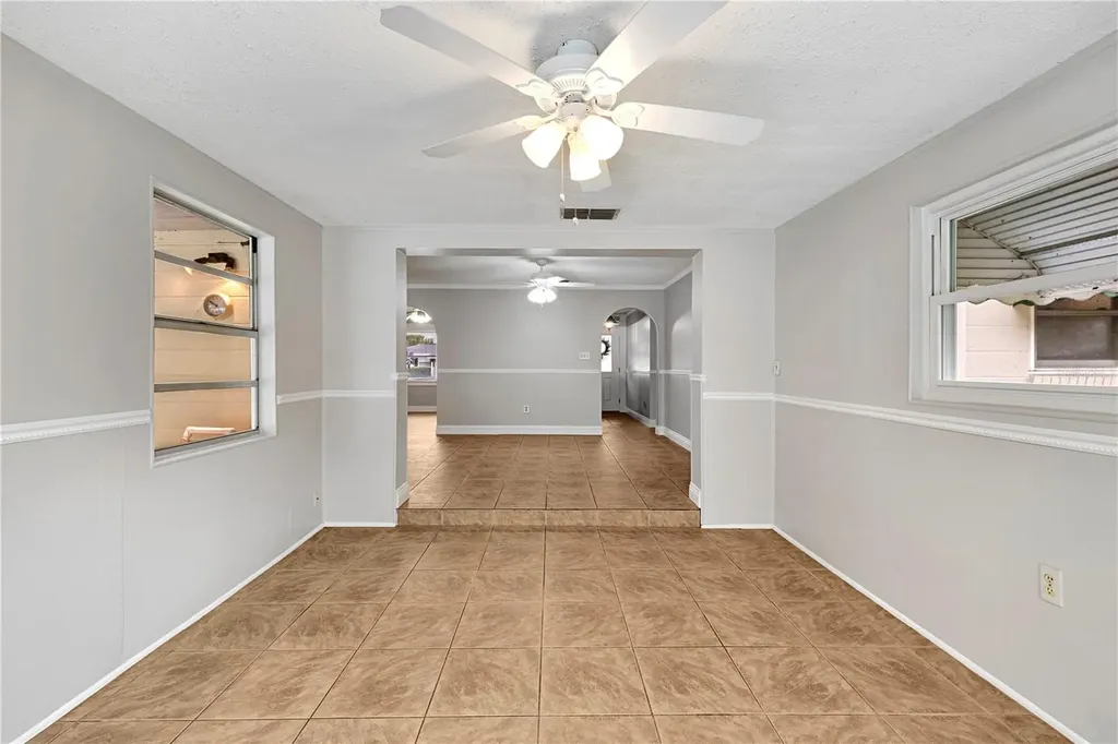 4314 Lark Drive Dover FL 33527