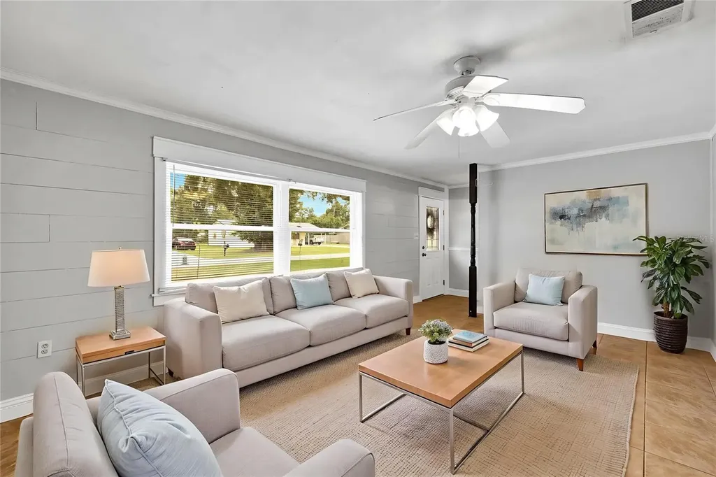 4314 Lark Drive Dover FL 33527
