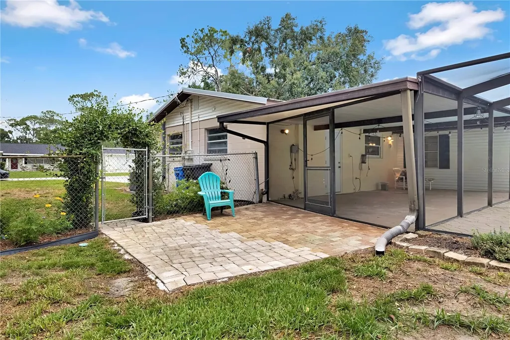 4314 Lark Drive Dover FL 33527