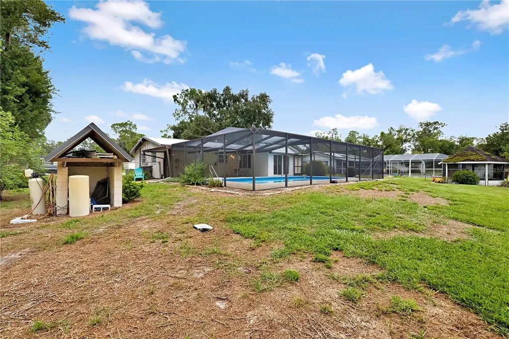 4314 Lark Drive Dover FL 33527