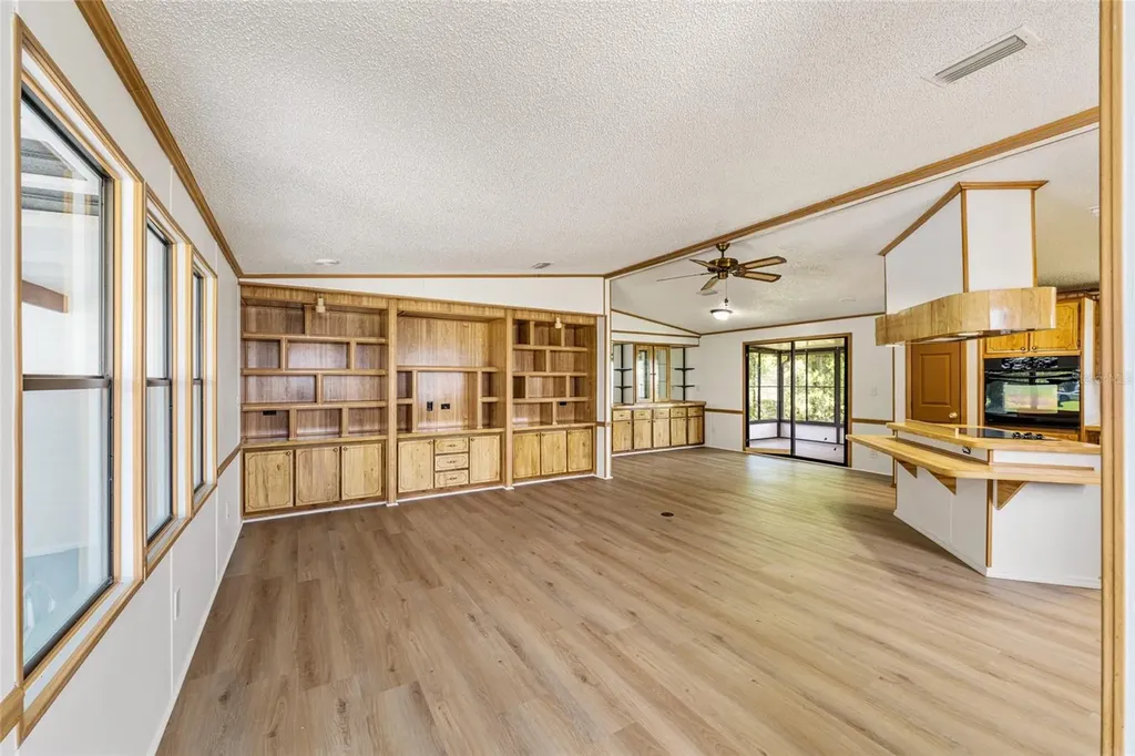 1004 Ann Avenue Lady Lake FL 32159